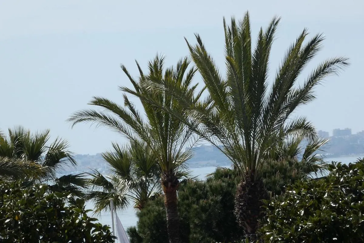 Cozy Sea View Studio For 2 People Saint-Laurent-du-Var 0*,