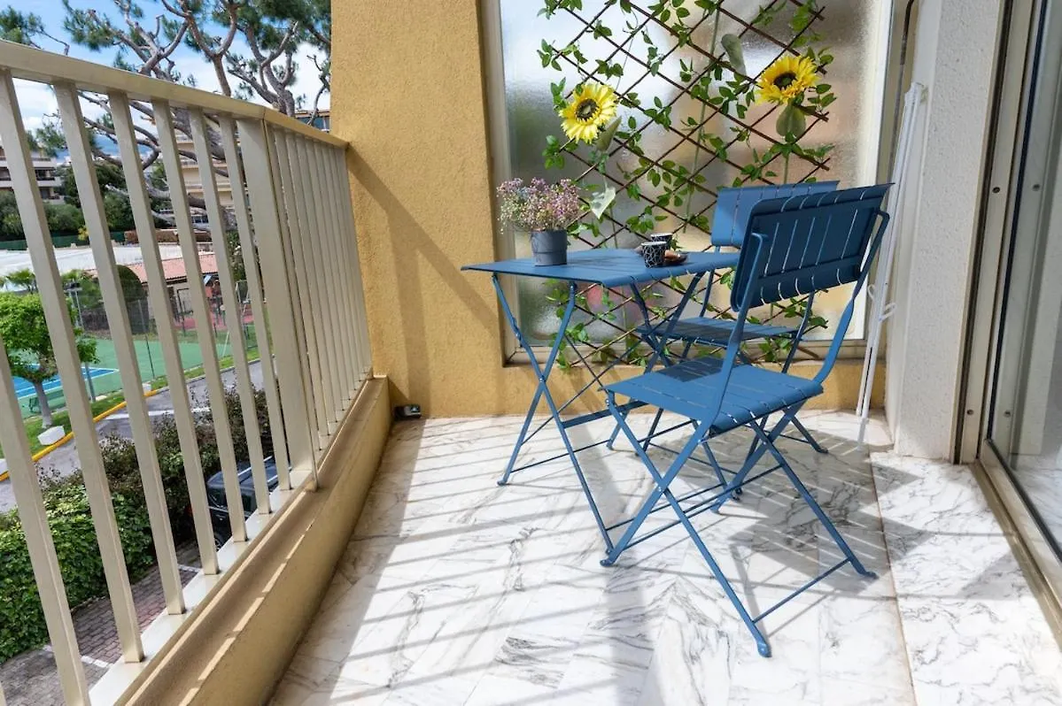 Cozy Sea View Studio For 2 People Saint-Laurent-du-Var Apartment