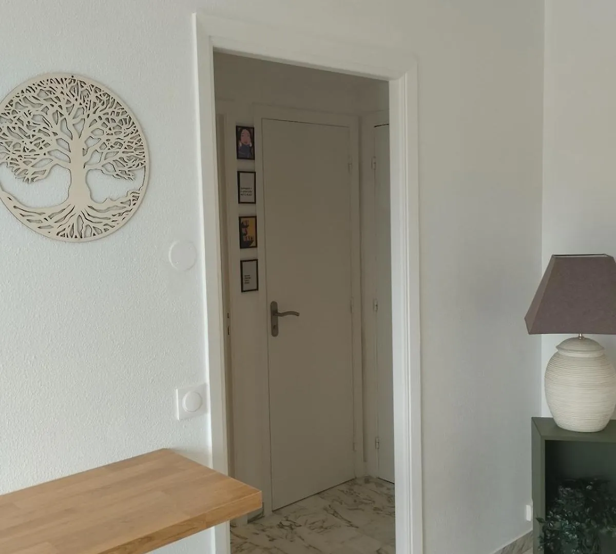 Cozy Sea View Studio For 2 People Saint-Laurent-du-Var France